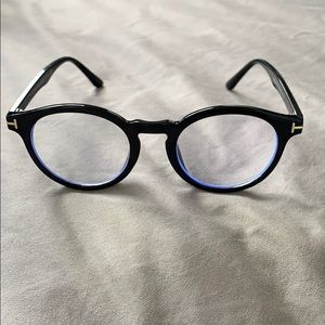 Bluelight blocking glasses
